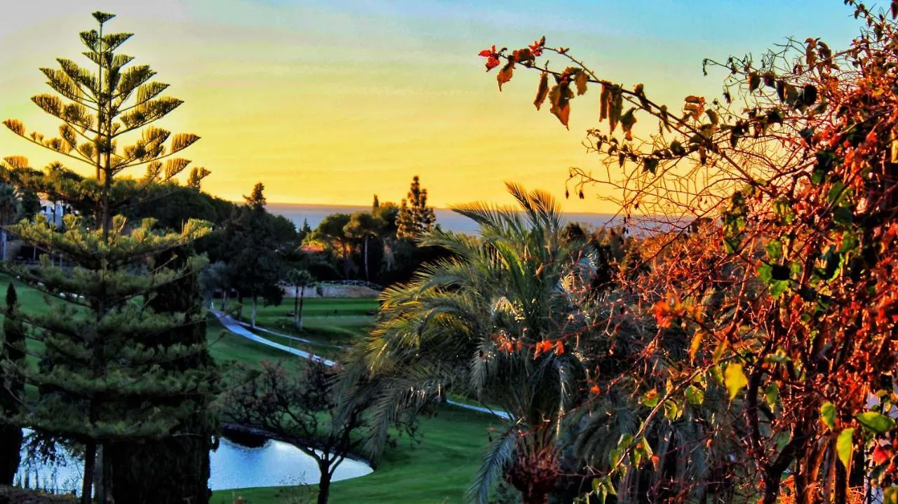 Fascinating & Luxurious Golf,Mountain & Garden View Apartment Porto Banus Marbella Holiday home
