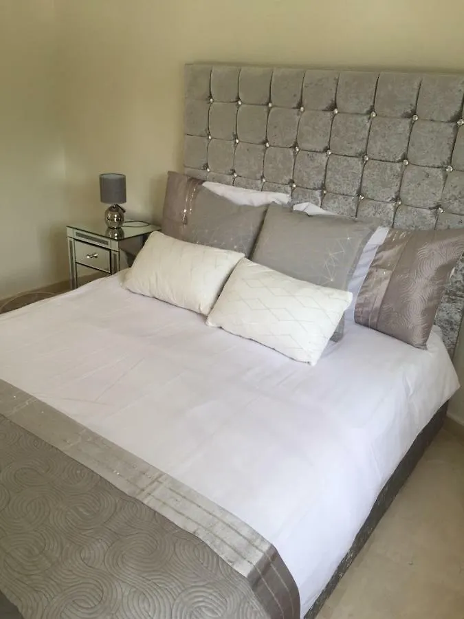 Fascinating & Luxurious Golf,Mountain & Garden View Apartment Porto Banus Marbella